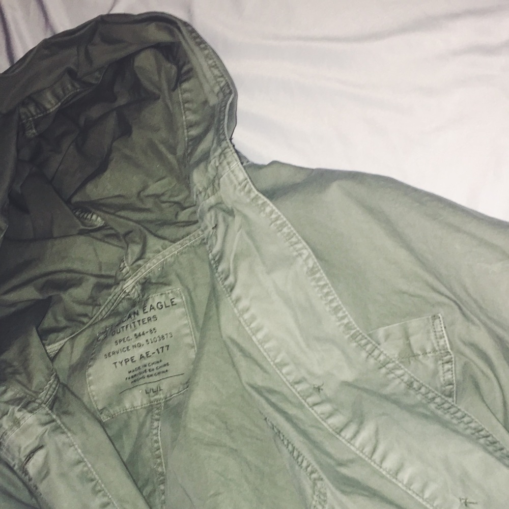AE army green jacket